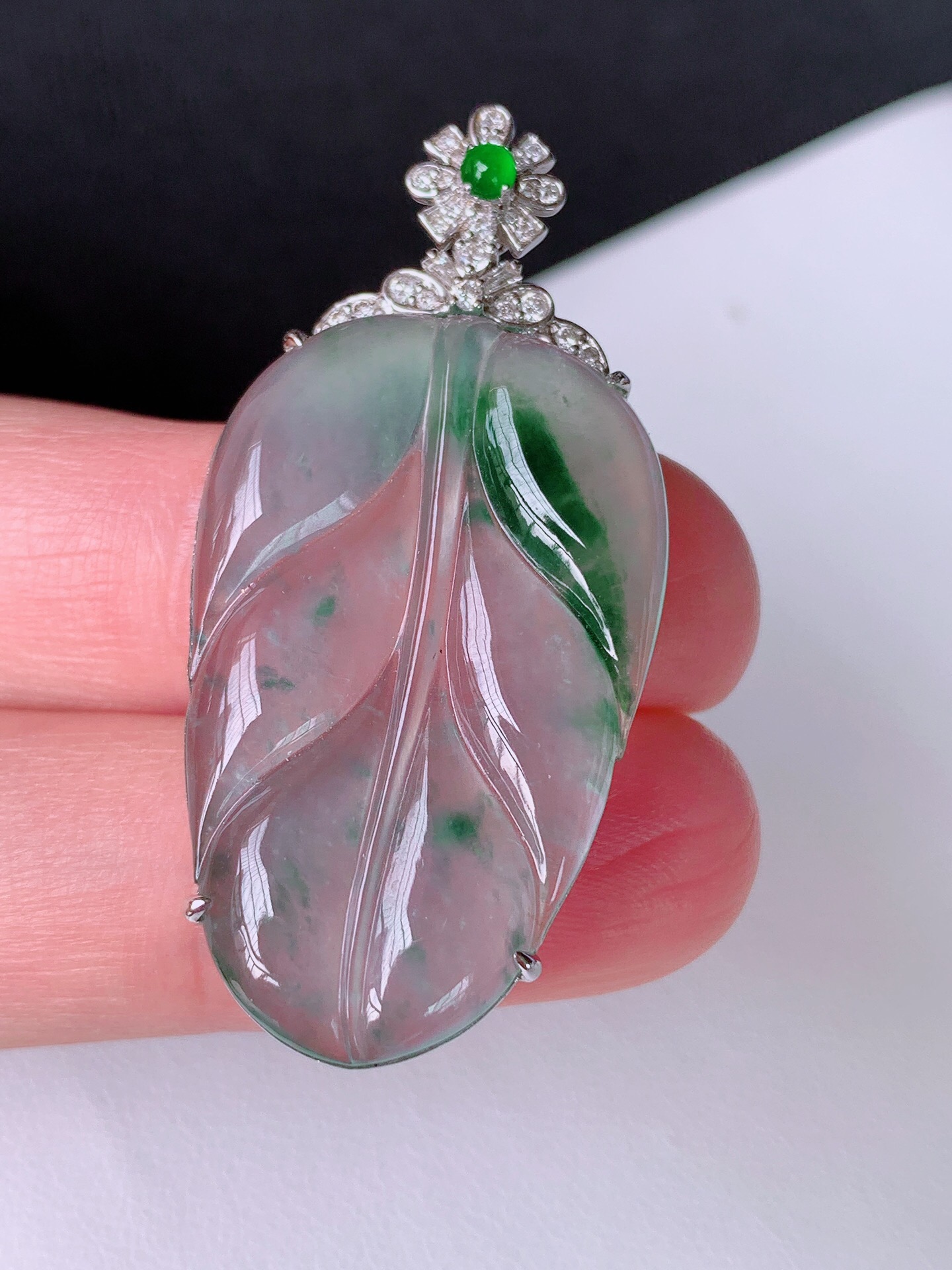 【翡翠吊坠】18k镶嵌冰飘花树叶 裸石尺寸：31.7/20.2 整体尺寸：42.5./20,2/6